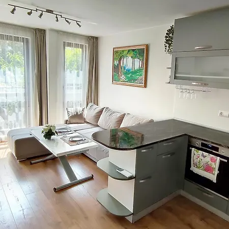 Апартаменты 2 Coastal Retreat